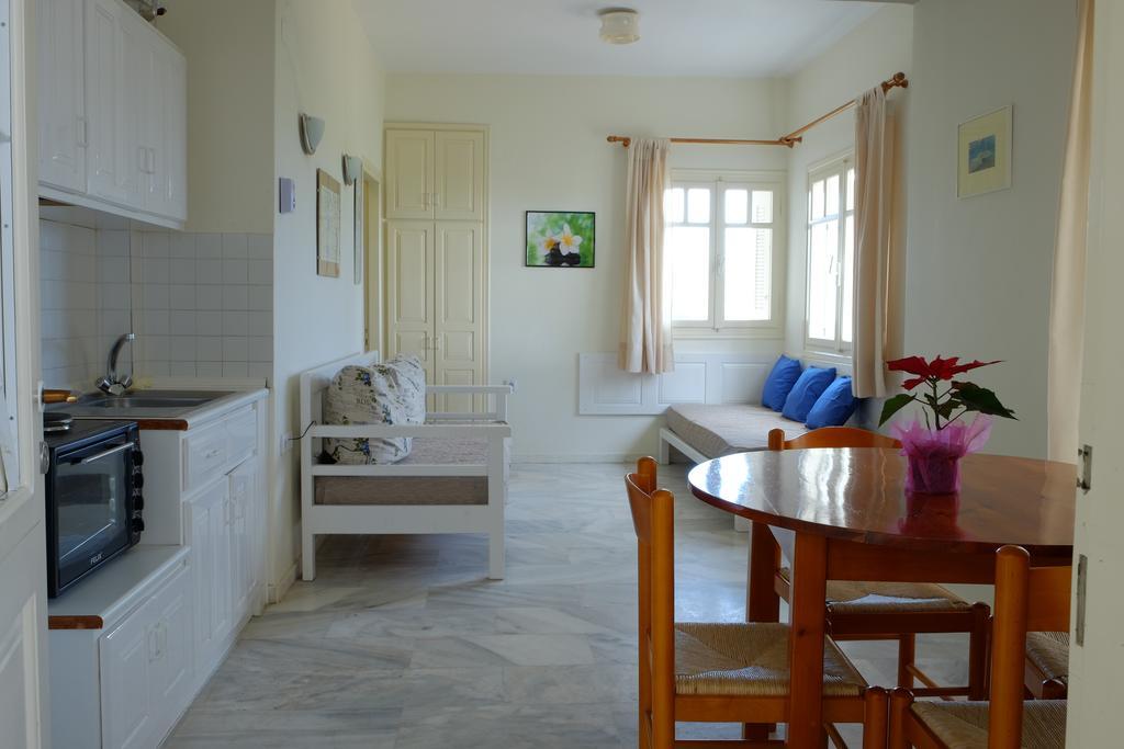 Dialinas Apartments Ísztro Szoba fotó